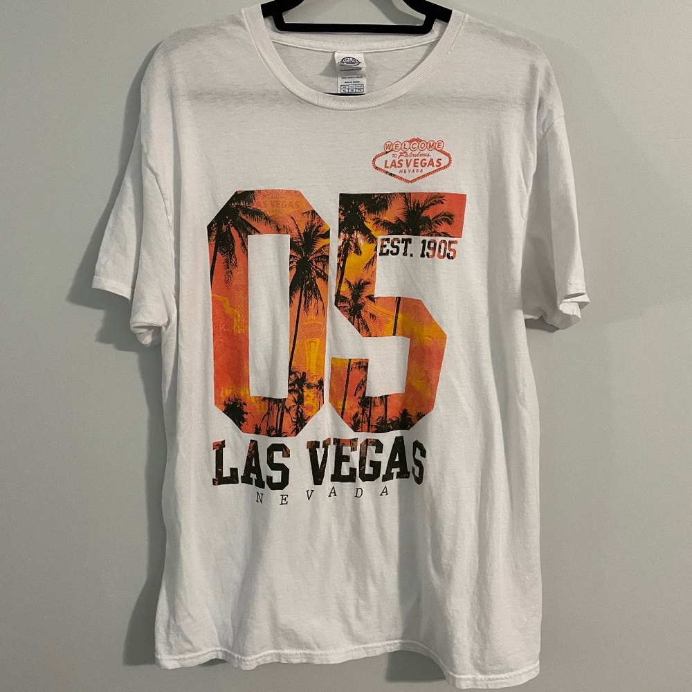 5 for $20: Las Vegas graphic tee
